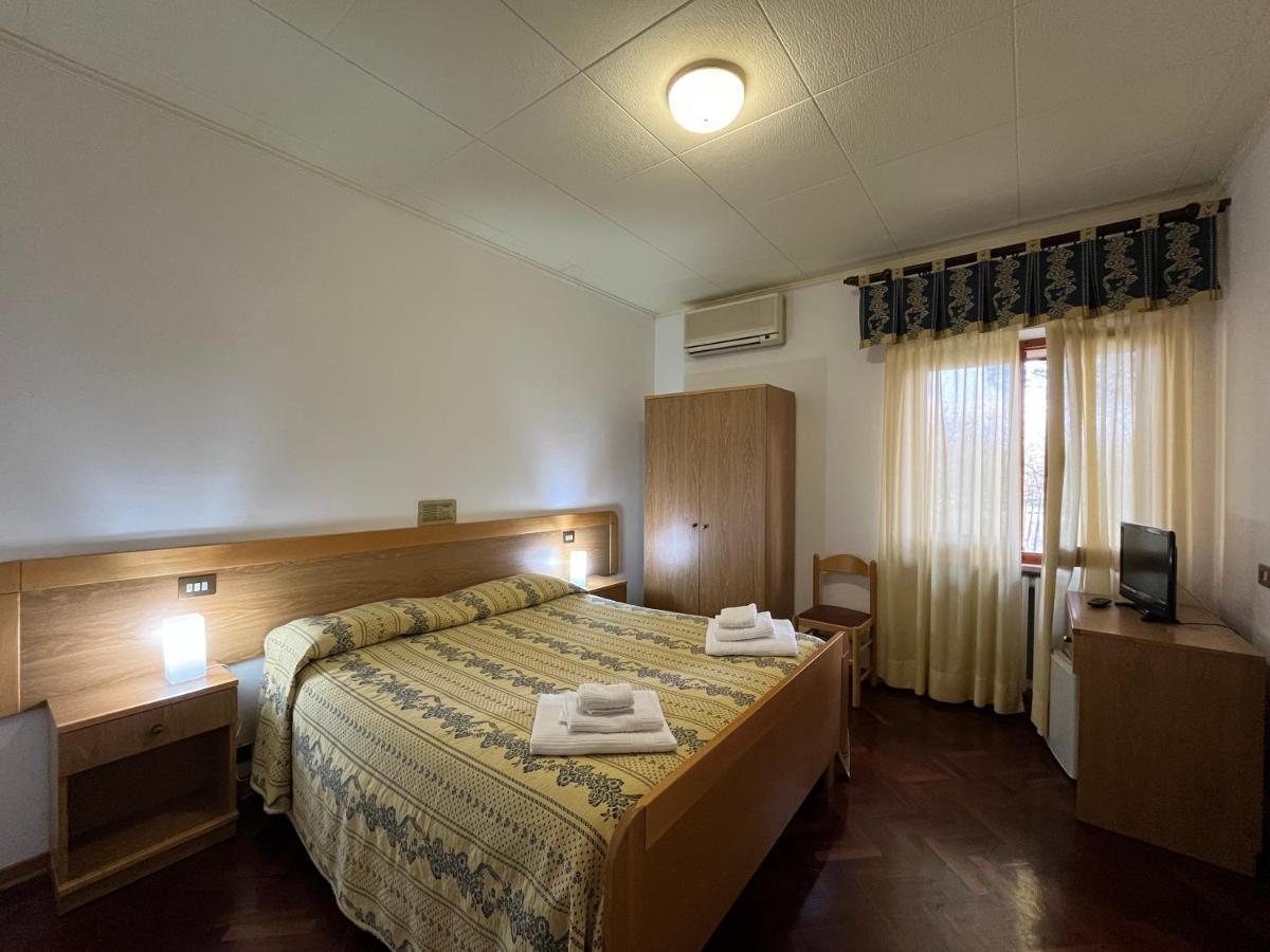 Hotel La Torretta Assisi Esterno foto