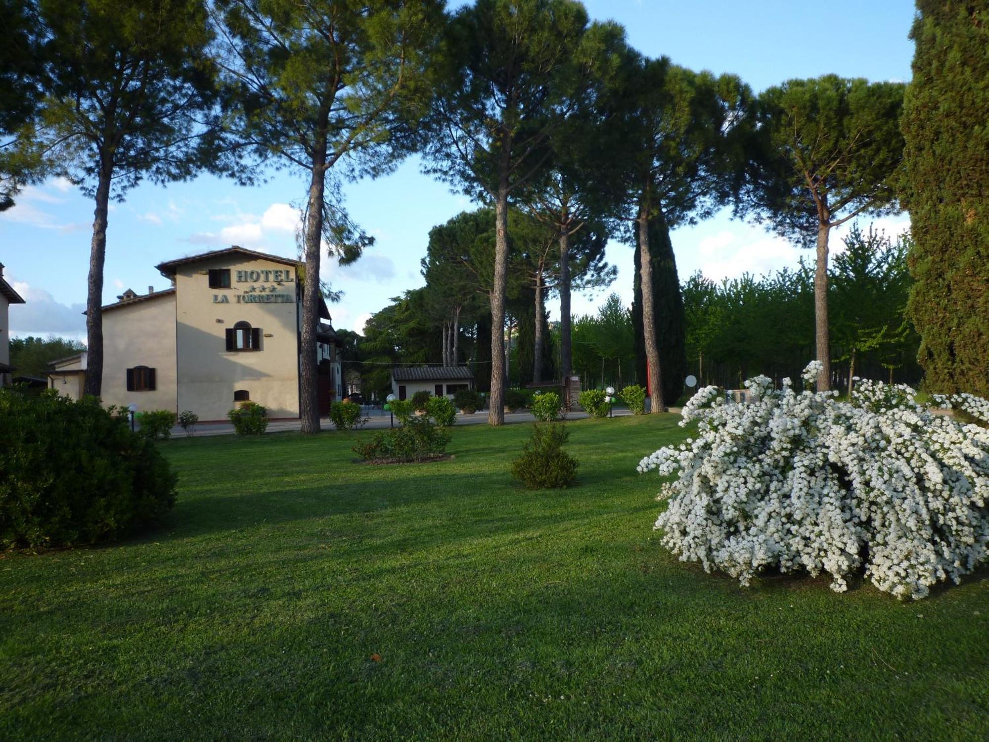 Hotel La Torretta Assisi Esterno foto